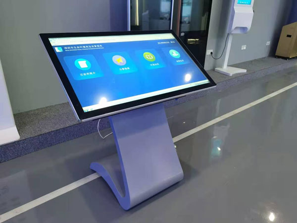 觸摸一體機(jī)三種類型：電容觸摸、電阻觸摸、紅外線觸摸